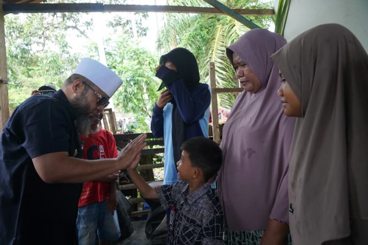 Program BPBL Gubernur Bengkulu Terangi Ribuan Rumah Hingga Pelosok Desa