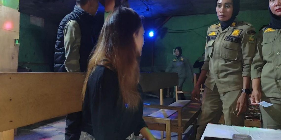 Tim Gabungan Kota Bengkulu Razia Hiburan Malam dan Gelar Skrining HIV