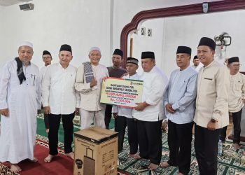 Bupati Choirul Huda Tutup Safari Ramadhan 1447 H, Pemkab Mukomuko Salurkan Bantuan untuk 15 Masjid