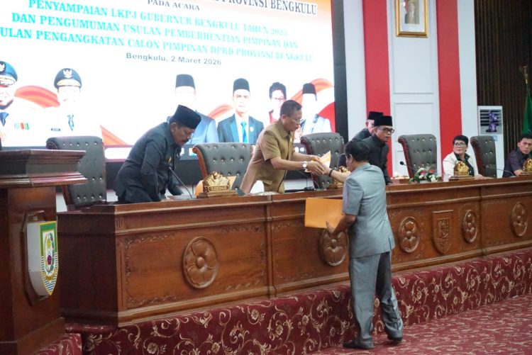 LKPJ 2025: Wagub Mian Klaim Pertumbuhan Ekonomi Meningkat dan Angka Kemiskinan Menurun