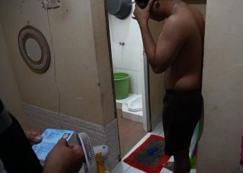 Razia Kontrakan, Satpol PP Kota Temukan Pasangan Diduga Kumpul Kebo dan Puluhan Alat Kontrasepsi Bekas