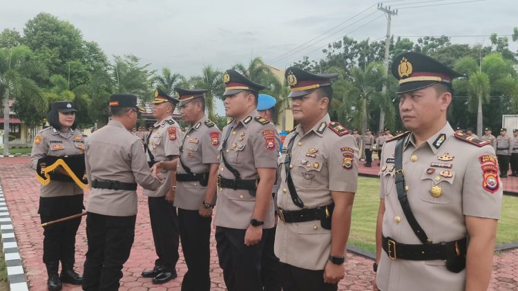 Kapolres Mukomuko Polda Bengkulu Pimpin Sertijab Kabag Ops, Kasat Lantas dan Kapolsek Penarik Raya