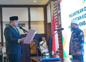 Gubernur Helmi Hasan Lantik Andaru Pranata sebagai Komisaris Nonindependen Bank Bengkulu